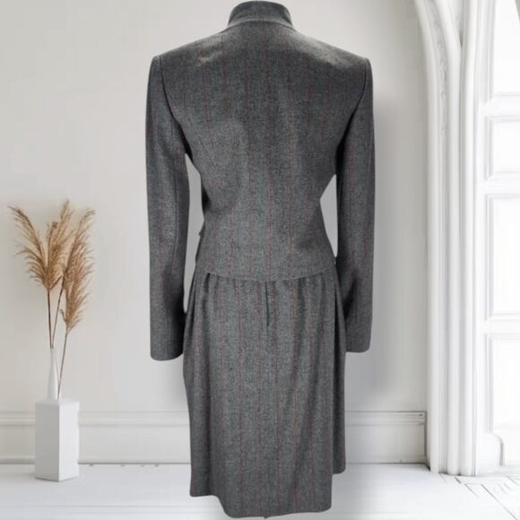 Vintage 80s Wool Pinstripe Skirt Suit Dark Academia 40s Style Power Suit S - Picture 3 of 12